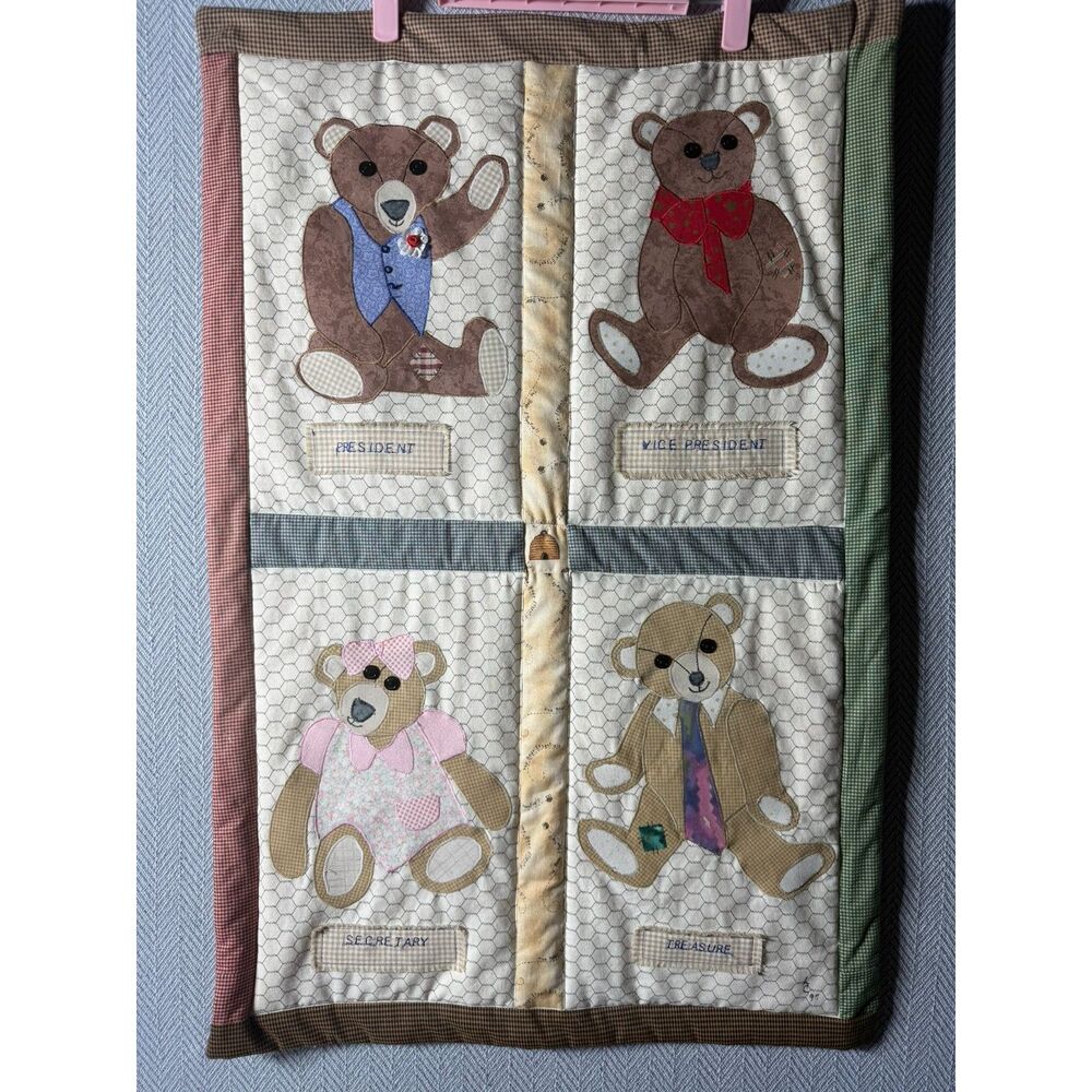 Vintage Bear Quilt Hanging Wall Decor